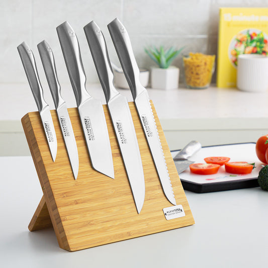 Bamboo Magnetic Knife Block – Clean Storage. Strong Hold. Zero Clutter.