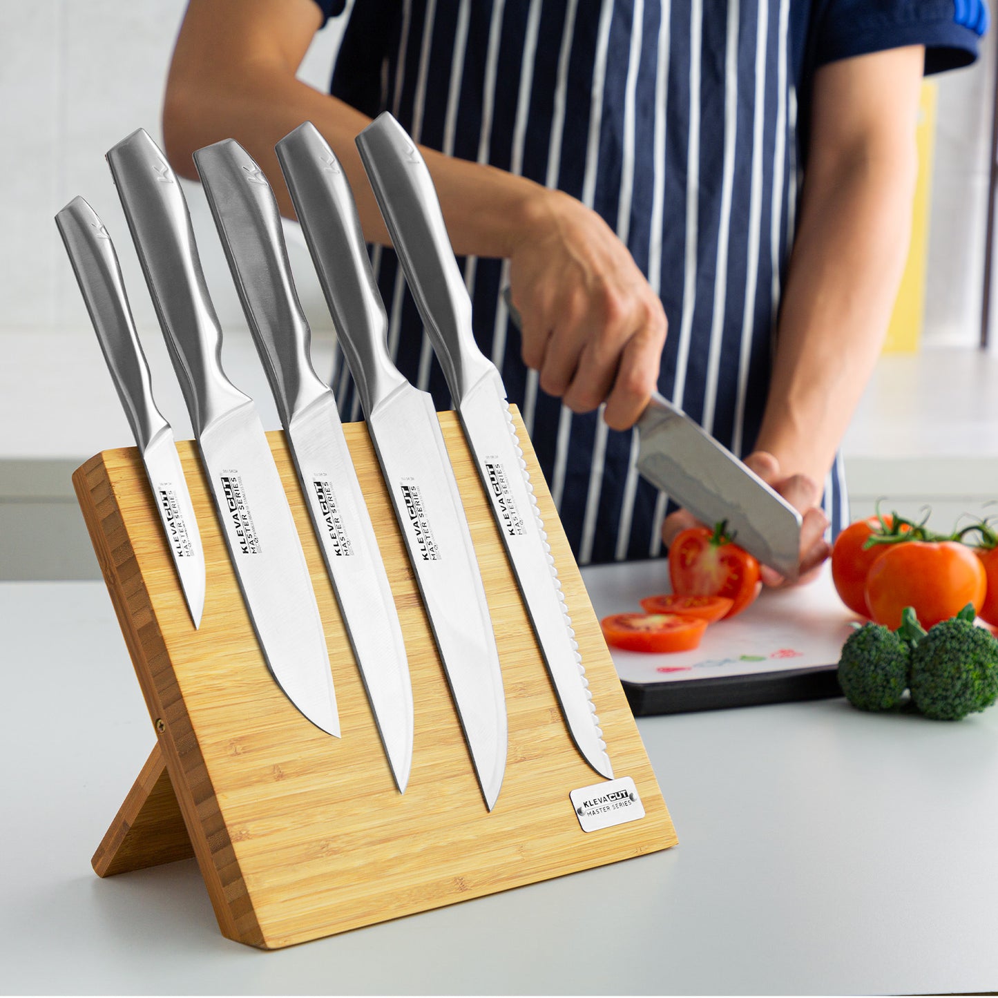Bamboo Magnetic Knife Block – Clean Storage. Strong Hold. Zero Clutter.