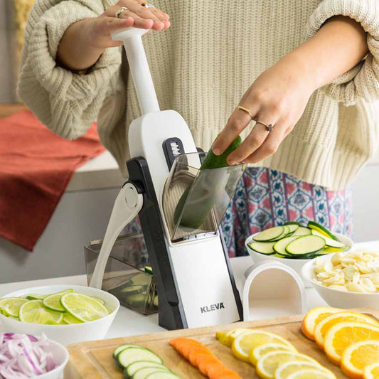 Kleva Safety Slicer™ – XL One-Push Vegetable Cutter
